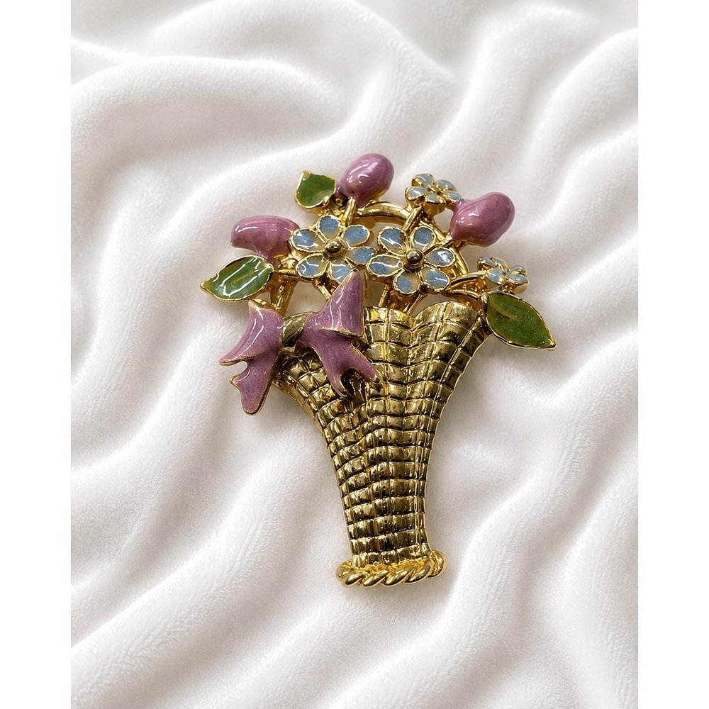 Vintage Style Flower Basket Brooch Gold Tone Pink White Enamel Floral Pin